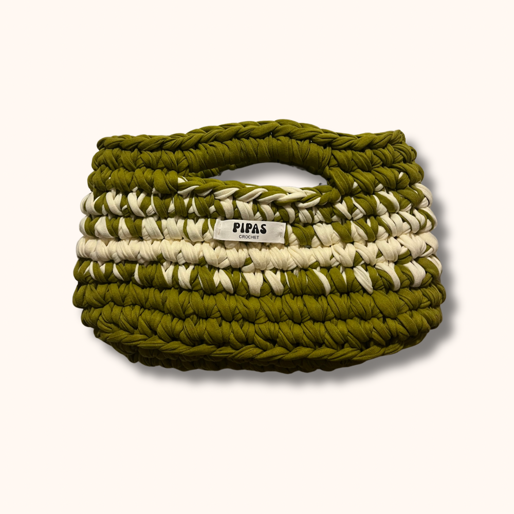 Sac Bali vert et crème, détouré sur fond crème